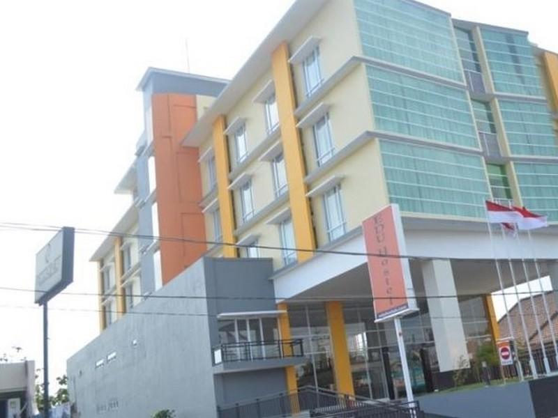 Edu Hostel Yogyakarta Esterno foto