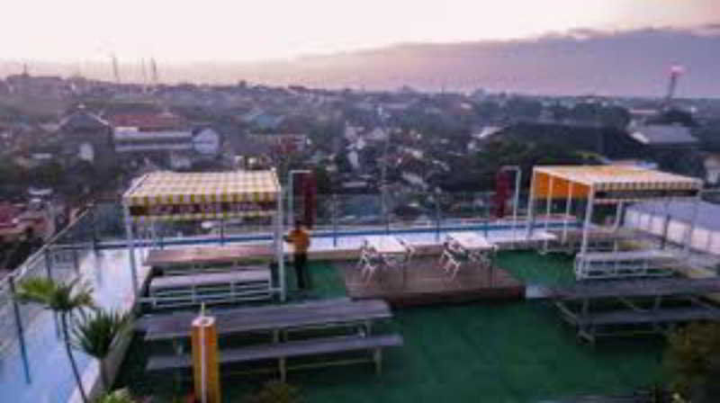 Edu Hostel Yogyakarta Esterno foto
