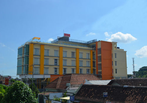 Edu Hostel Yogyakarta Esterno foto